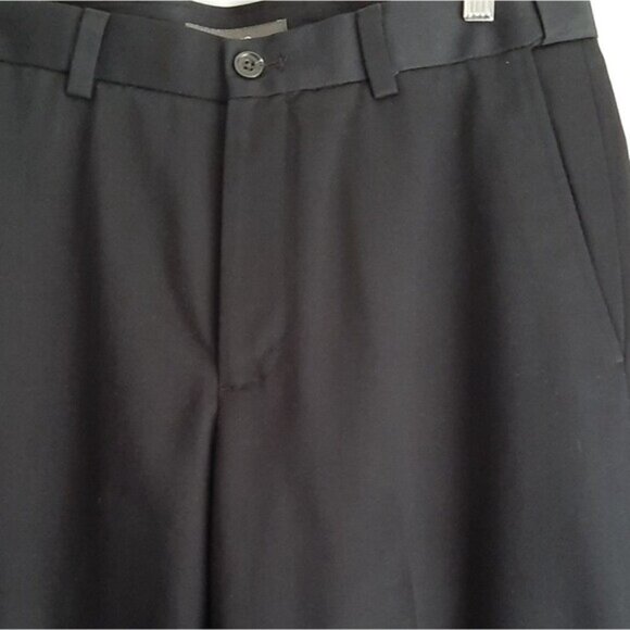 EDDIE BAUER | Relaxed Fit Wrinkle Free Crease Chino Pants Black Men's Sz 31 - Picture 4 of 11